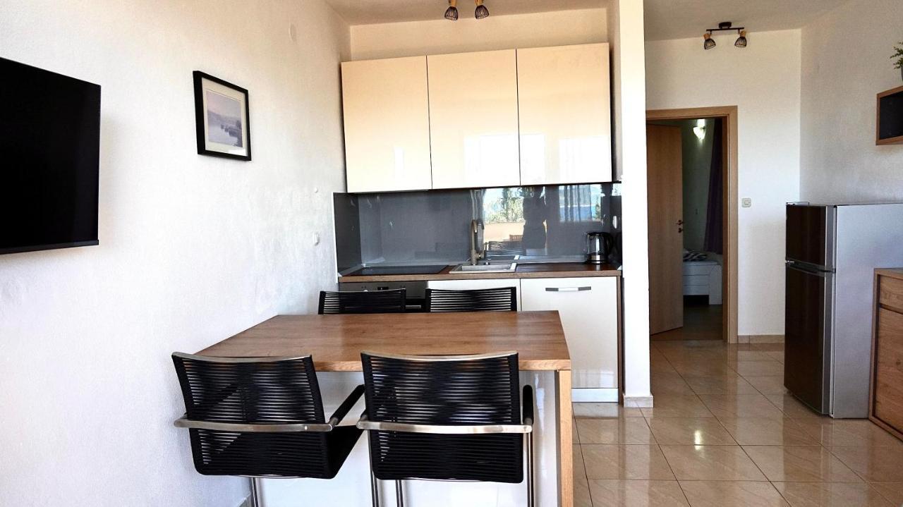 Apartments Maris Starigrad Paklenica Dış mekan fotoğraf