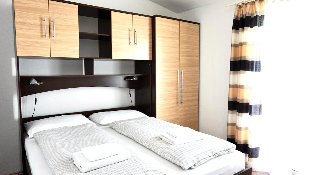 Apartments Maris Starigrad Paklenica Dış mekan fotoğraf