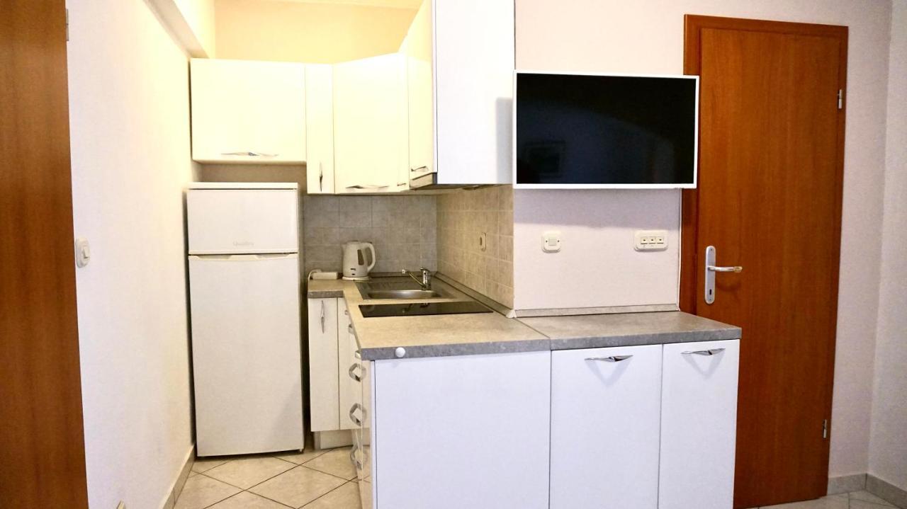 Apartments Maris Starigrad Paklenica Dış mekan fotoğraf