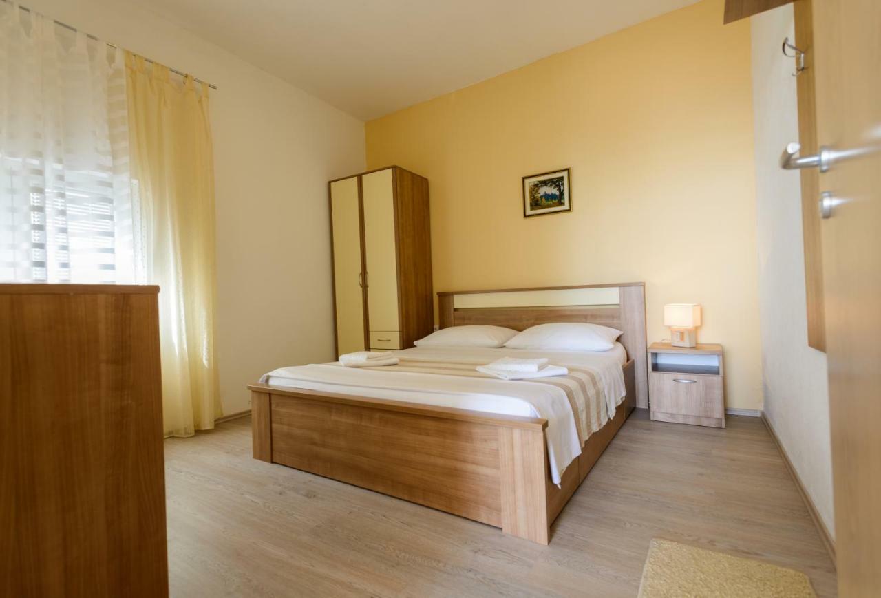 Apartments Maris Starigrad Paklenica Dış mekan fotoğraf