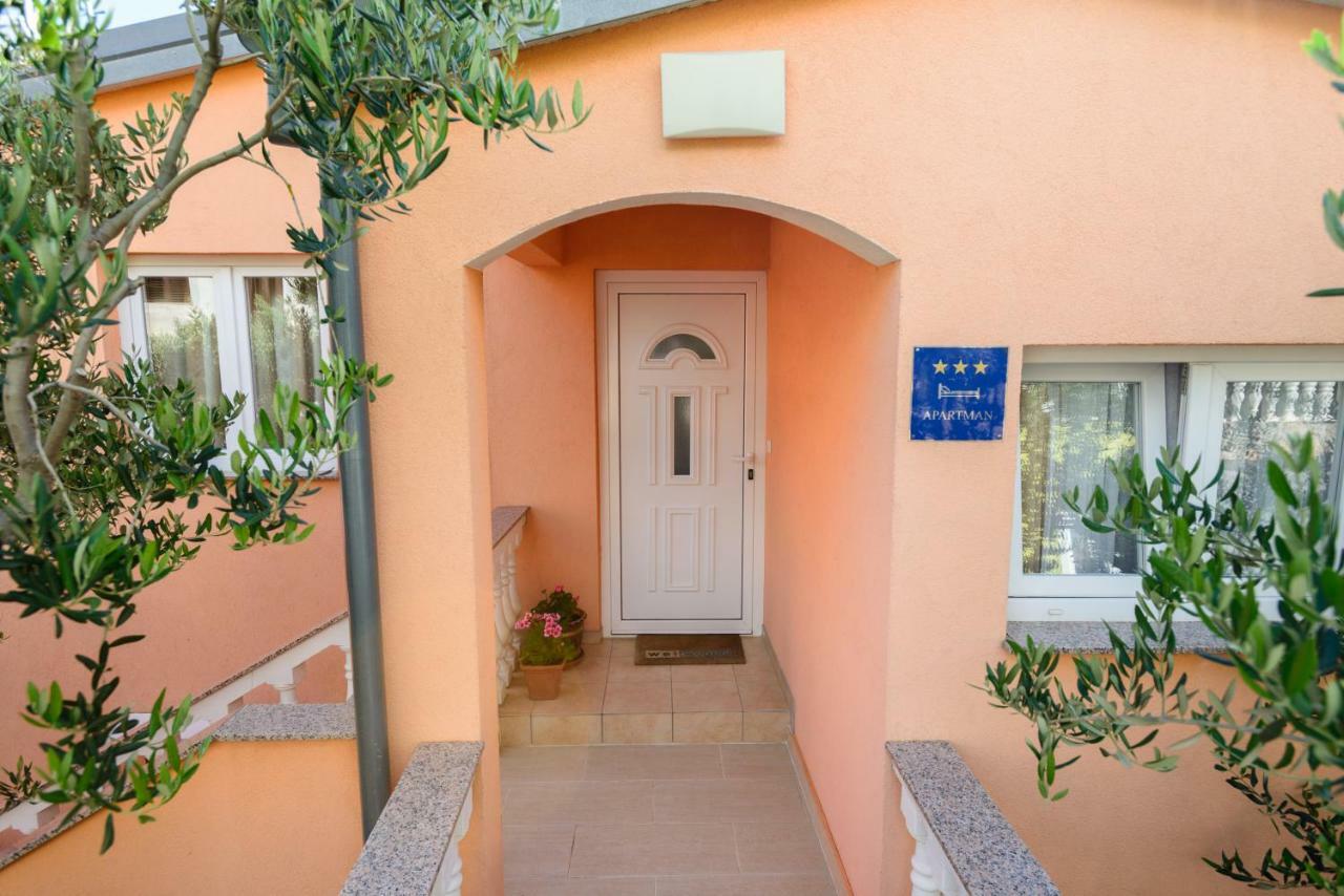 Apartments Maris Starigrad Paklenica Dış mekan fotoğraf