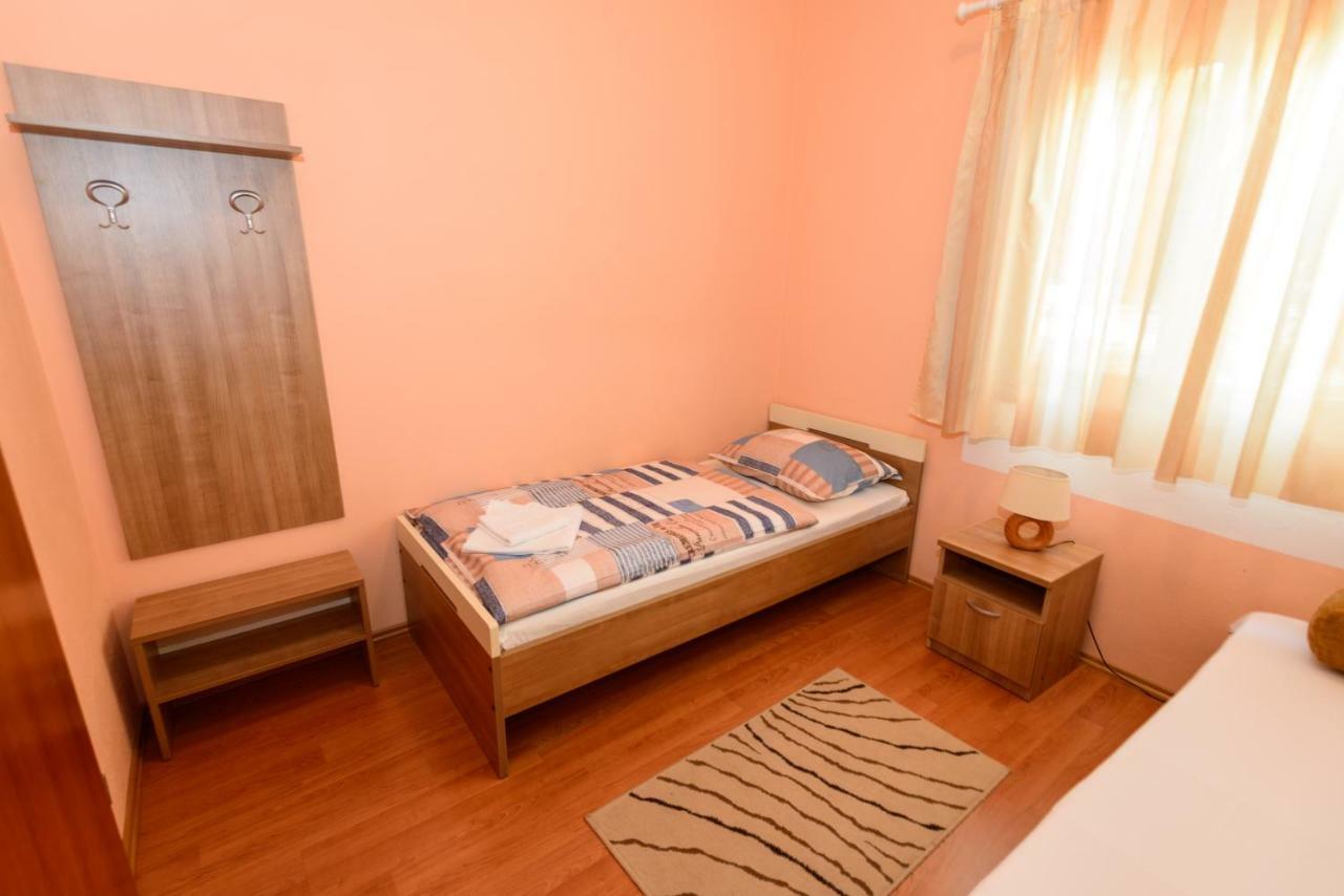 Apartments Maris Starigrad Paklenica Dış mekan fotoğraf